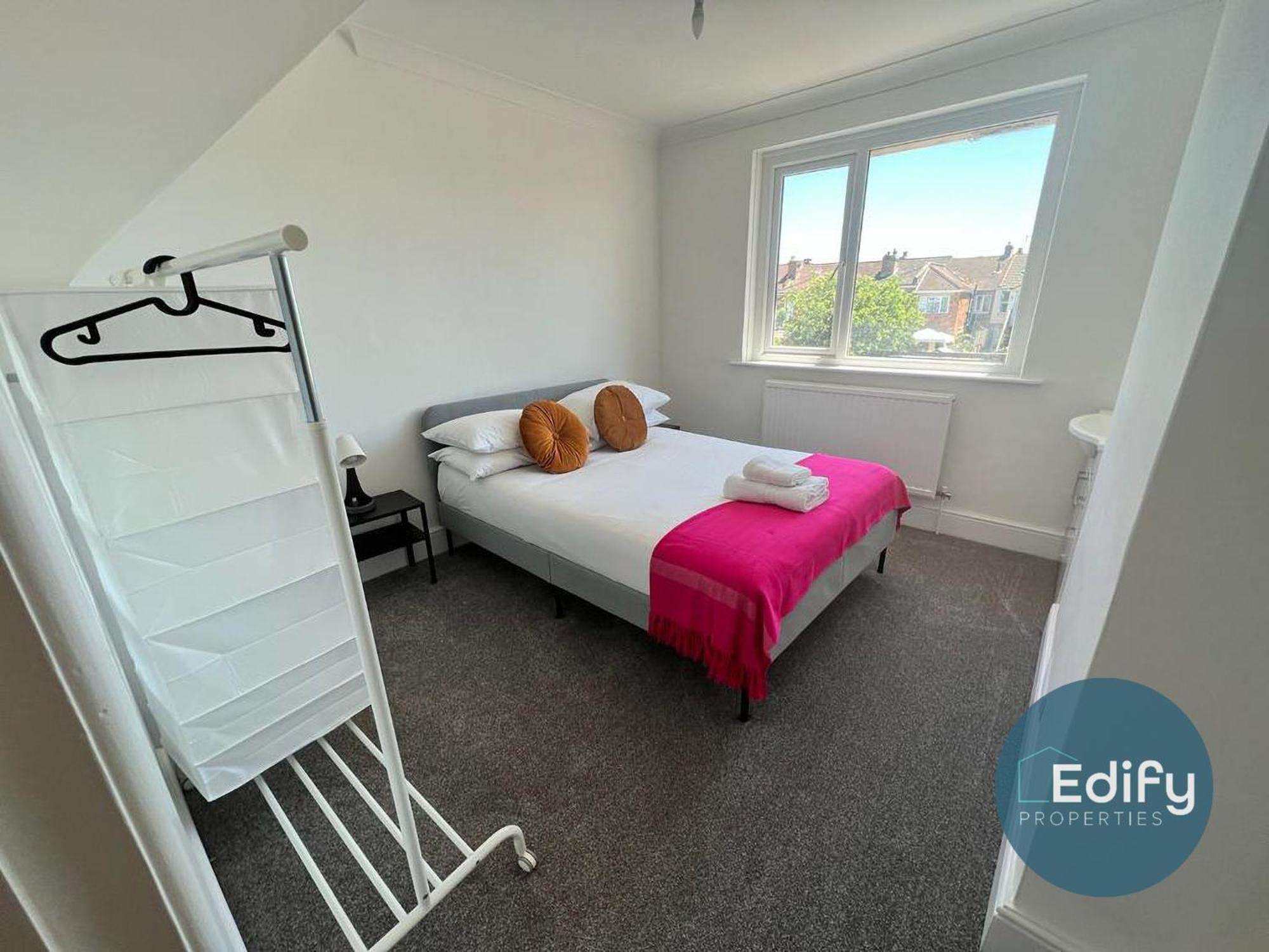 2 Bedroom Flat Free Parking Great Location Southampton Exterior photo