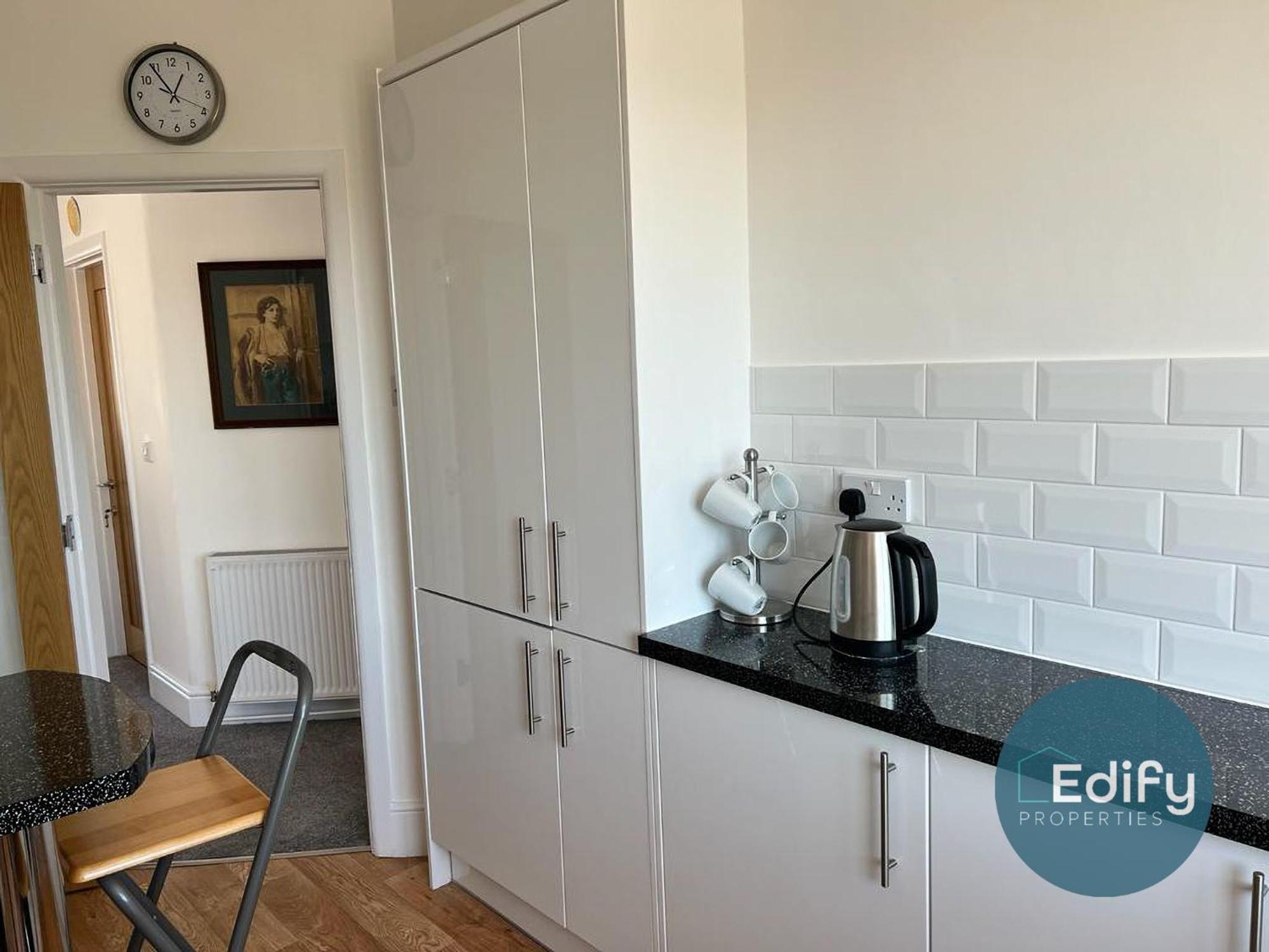 2 Bedroom Flat Free Parking Great Location Southampton Exterior photo
